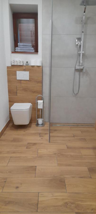 Apartmany Lumi Velky Slavkov Exterior foto